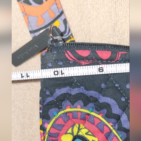 Vera Bradley Twilight Paisley Tri Zip Crossbody Bag - BRAND NEW NEVER USED! - Picture 15 of 16
